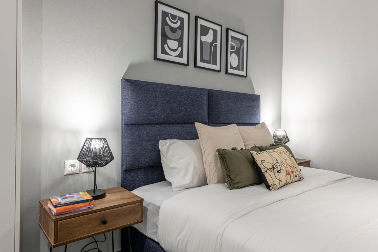 Phaedrus Living: City Center Luxury Flat Loukianou アテネ エクステリア 写真